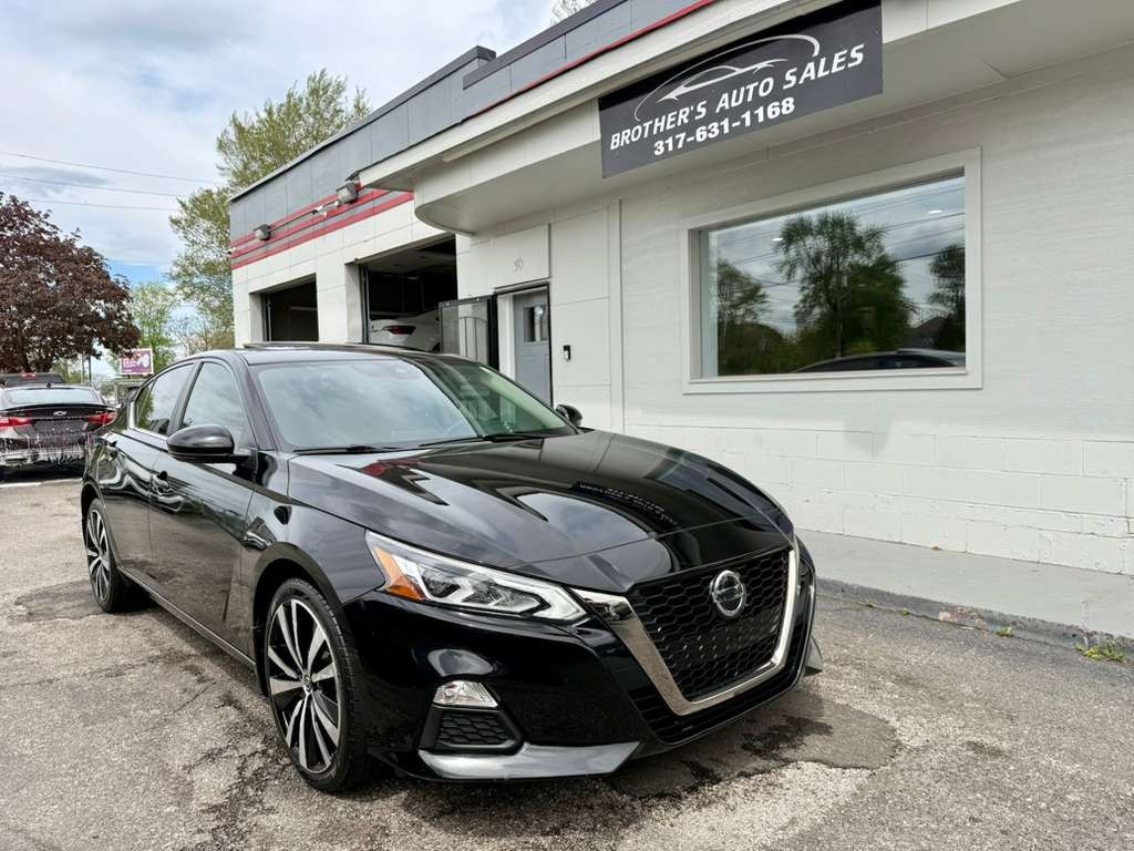 2020 Nissan Altima Image 8