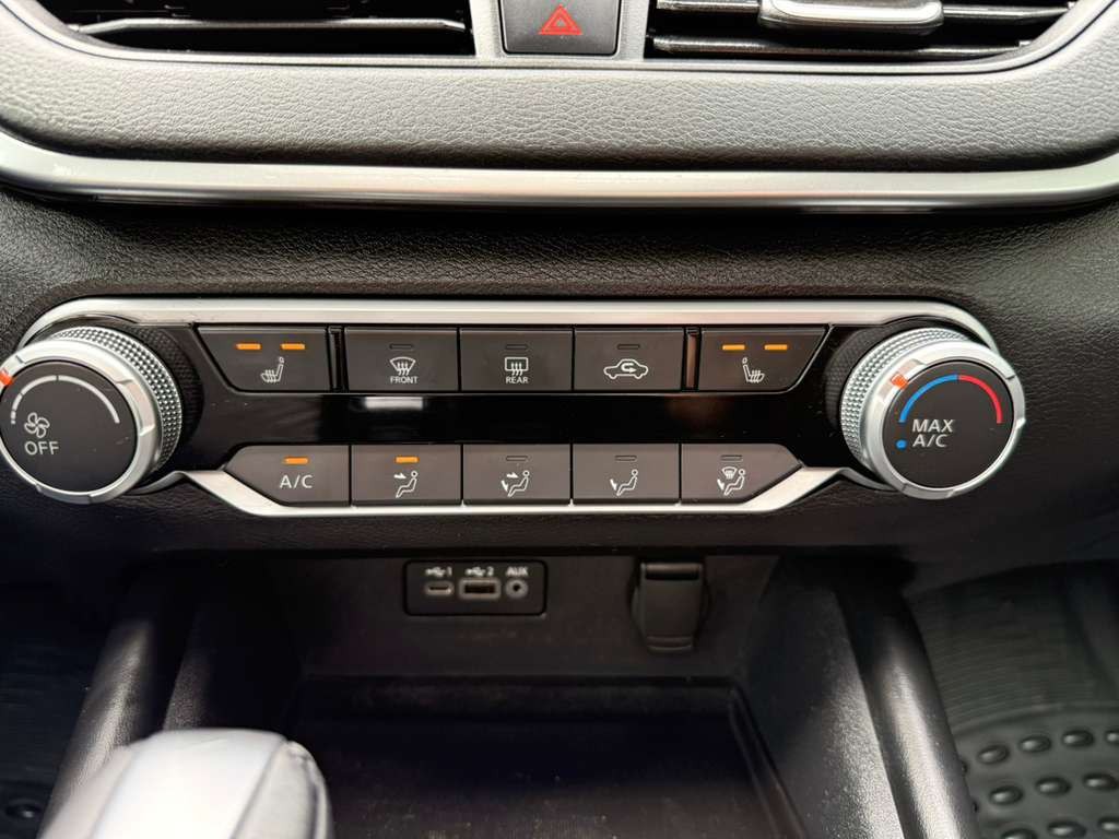 2020 Nissan Altima Image 26