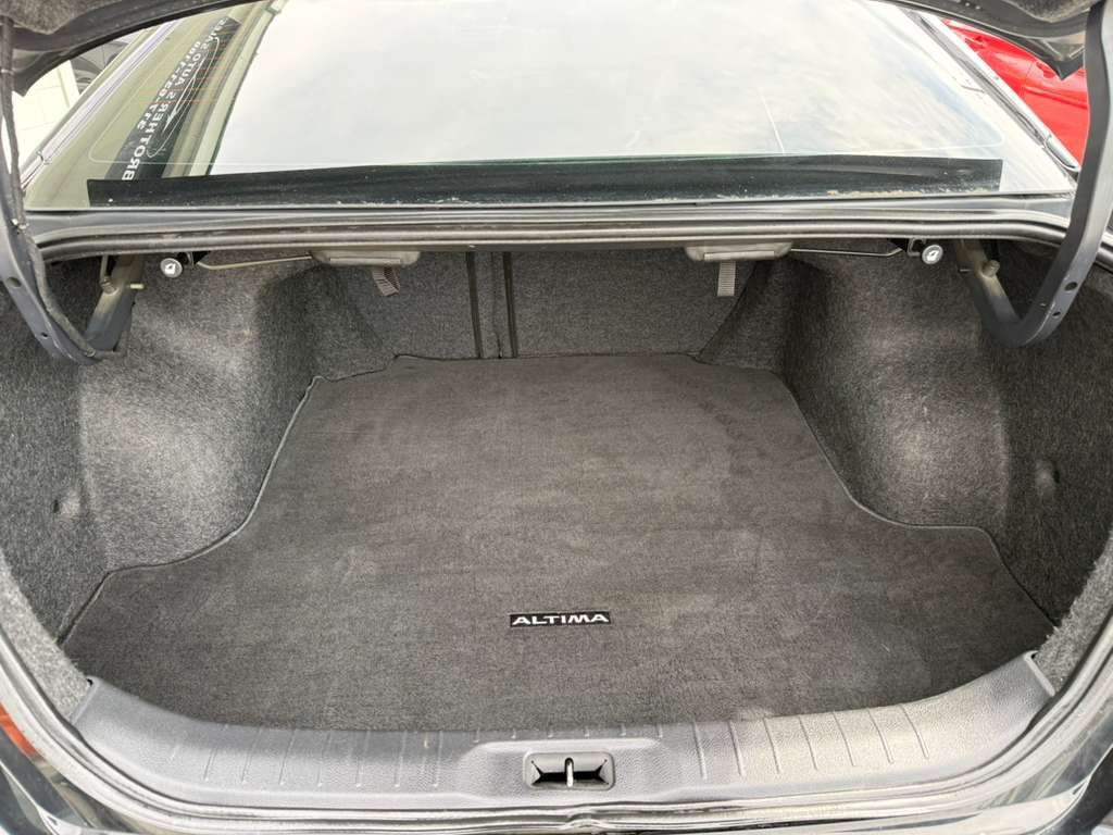 2020 Nissan Altima Image 33