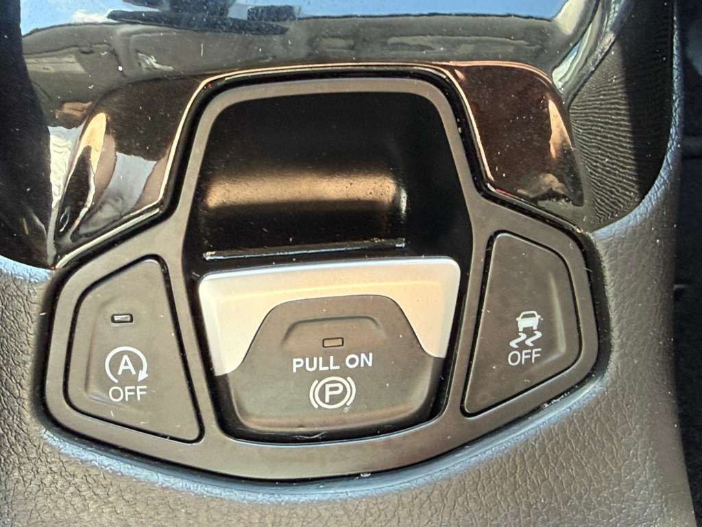 2021 Jeep Compass Image 30
