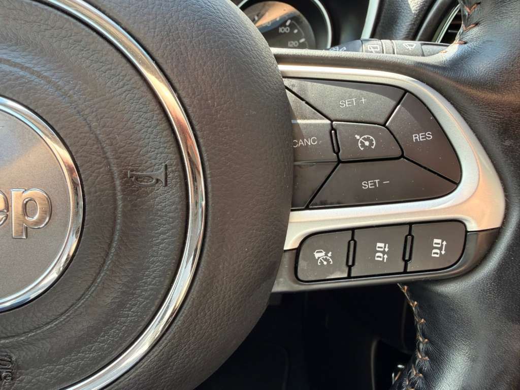 2021 Jeep Compass Image 32