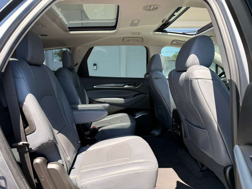 2018 Buick Enclave Image 22