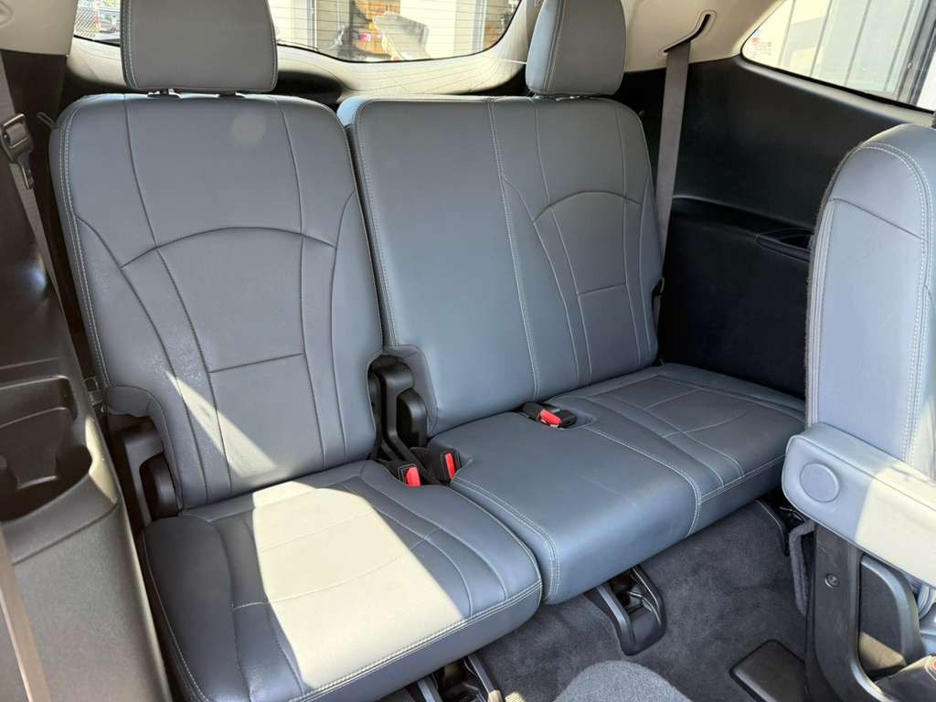 2018 Buick Enclave Image 27