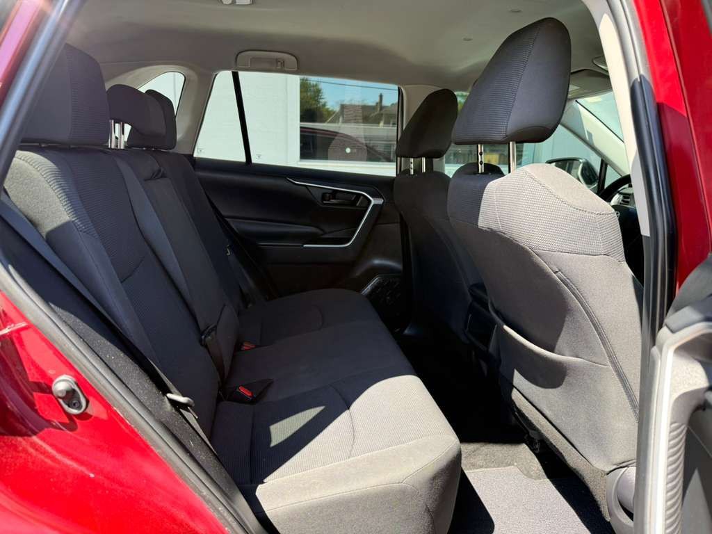 2019 Toyota Rav4 Image 28