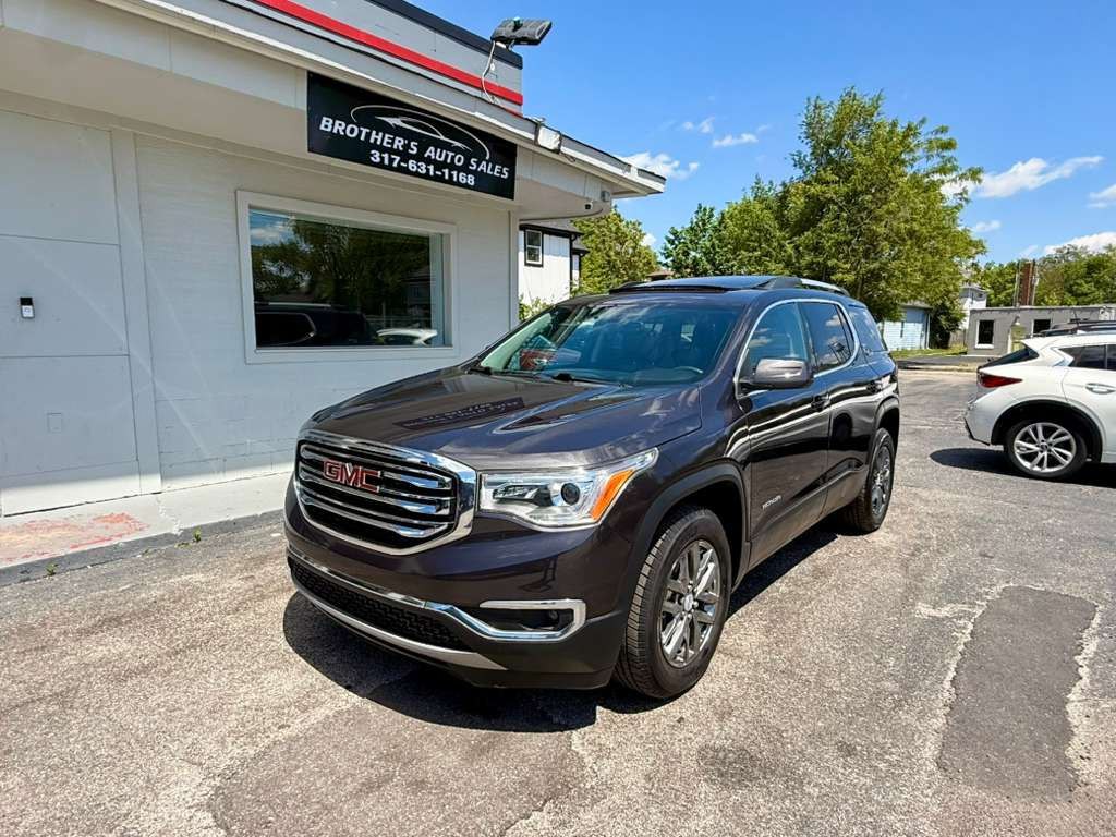 2017 GMC Acadia Image 2