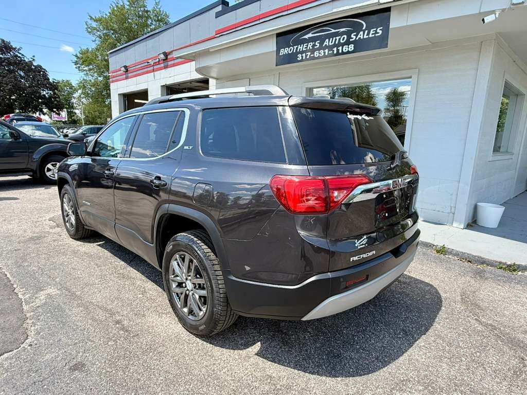 2017 GMC Acadia Image 9