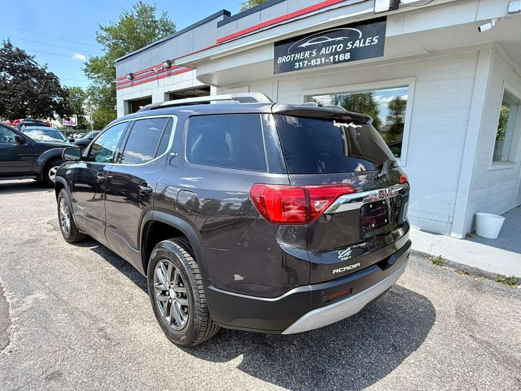2017 GMC Acadia Image 11