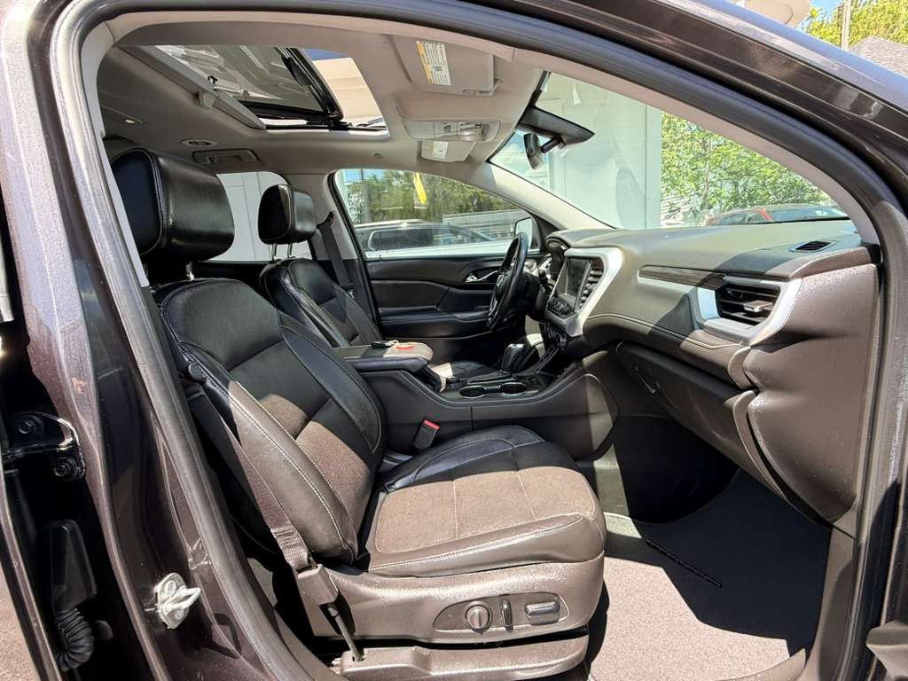 2017 GMC Acadia Image 21