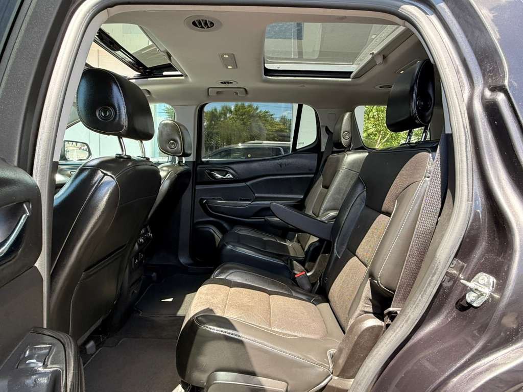 2017 GMC Acadia Image 22