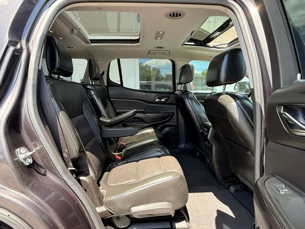 2017 GMC Acadia Image 23