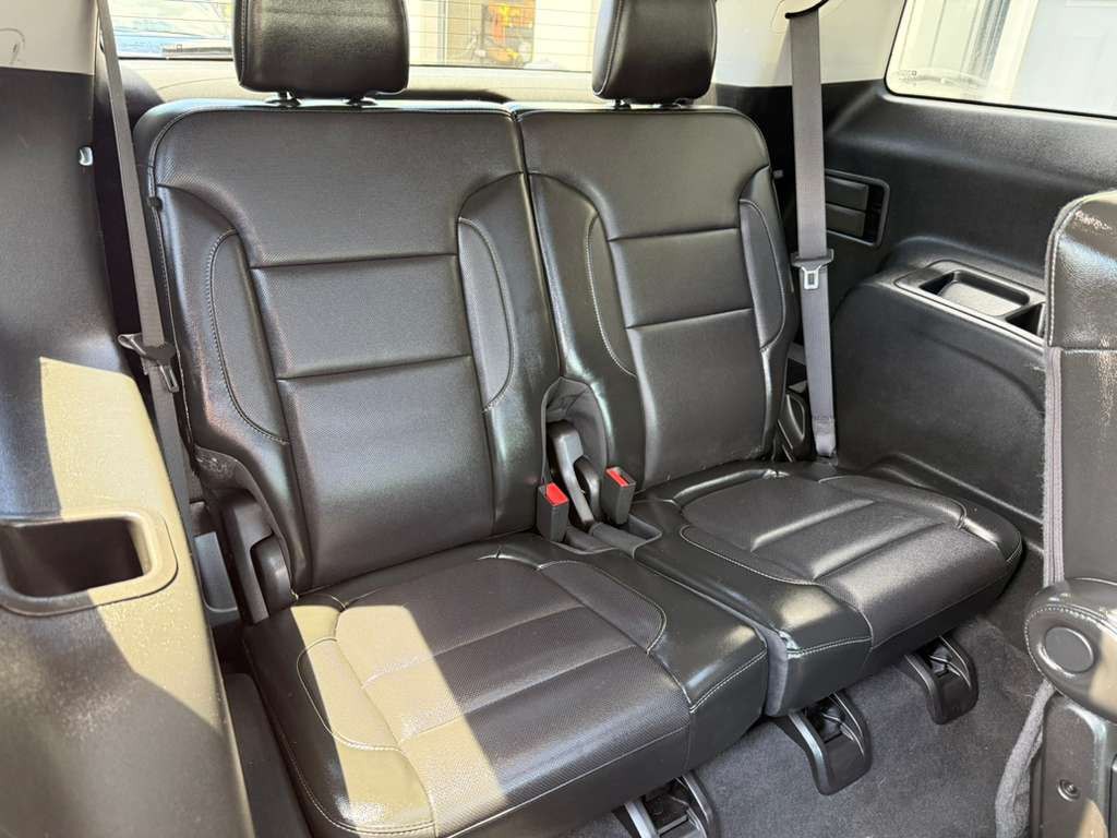2017 GMC Acadia Image 24