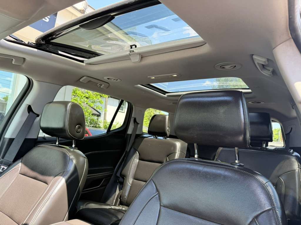 2017 GMC Acadia Image 26