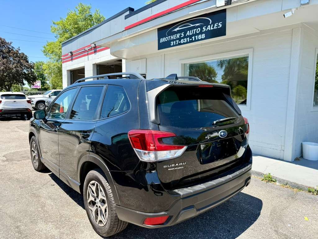 2020 Subaru Forester Image 13