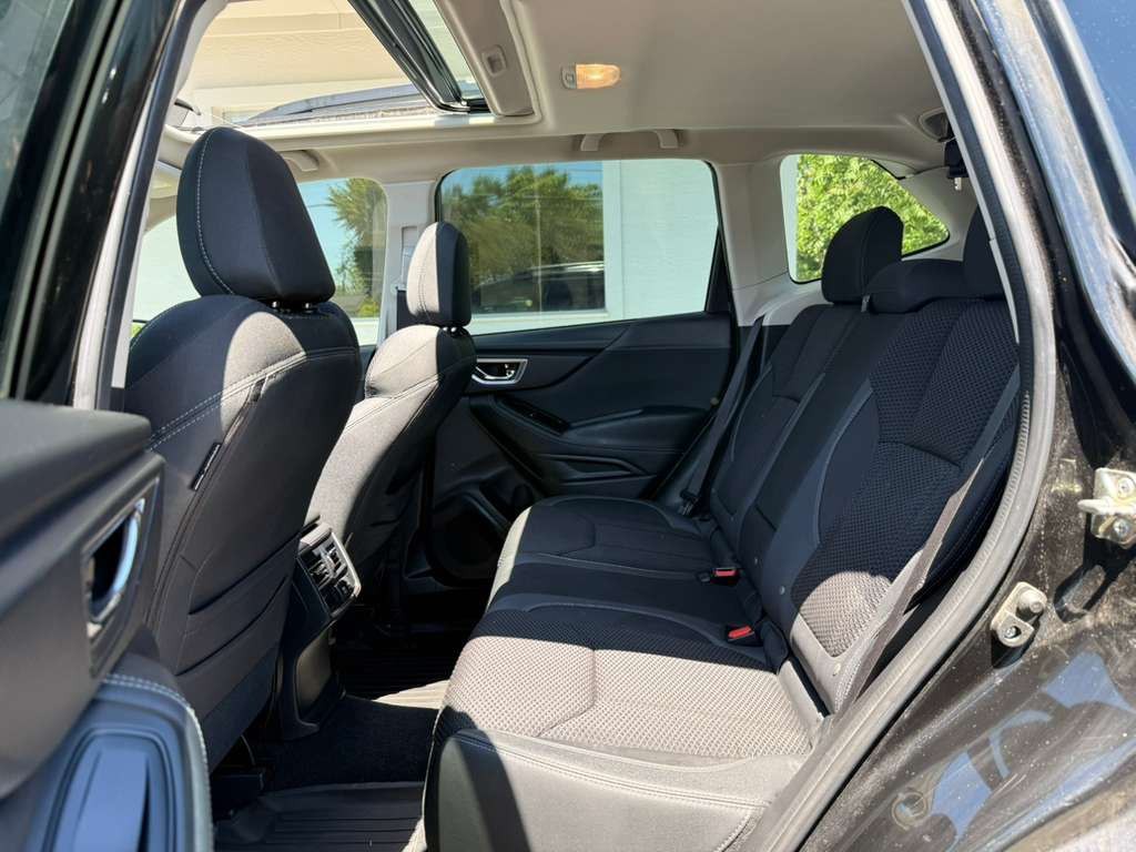 2020 Subaru Forester Image 25