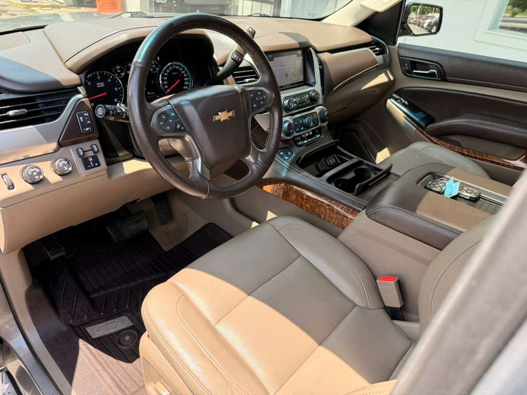 2017 Chevrolet Tahoe Image 18