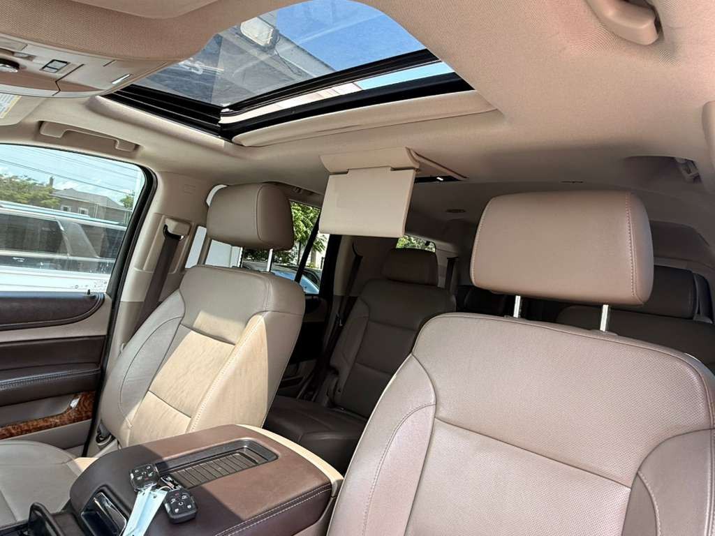 2017 Chevrolet Tahoe Image 26