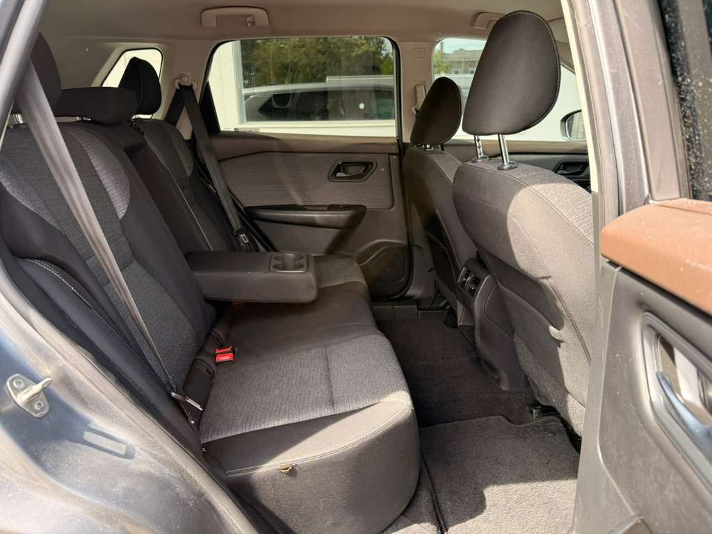 2021 Nissan Rogue Image 25