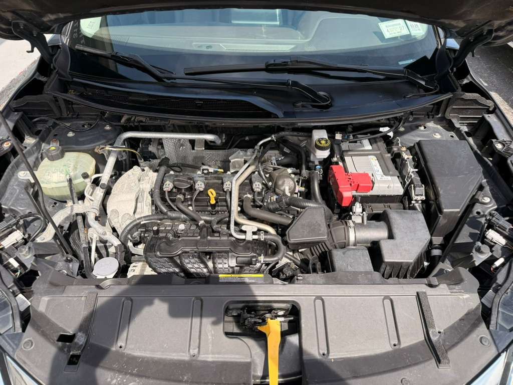 2021 Nissan Rogue Image 39