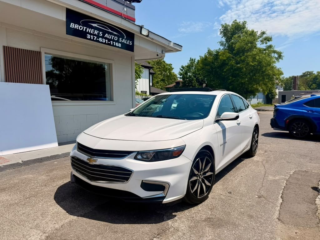 2018 Chevrolet Malibu Image 2
