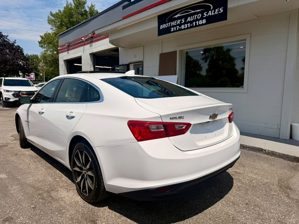 2018 Chevrolet Malibu Image 10