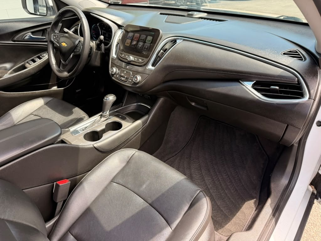 2018 Chevrolet Malibu Image 20