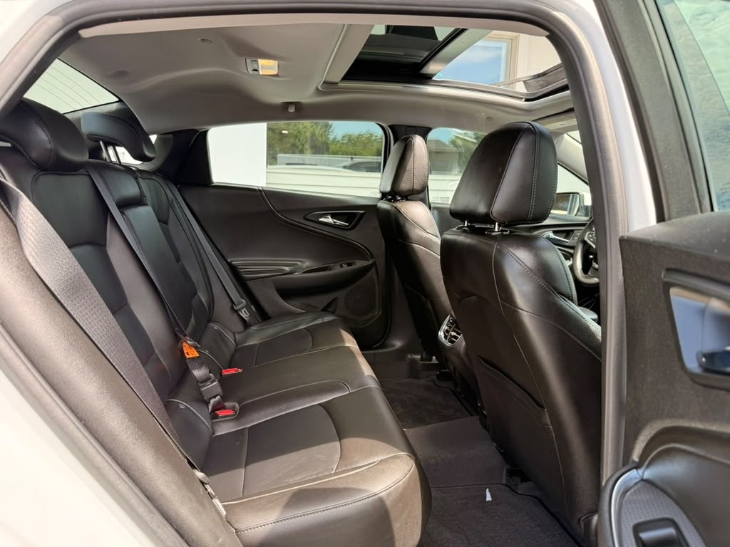 2018 Chevrolet Malibu Image 22
