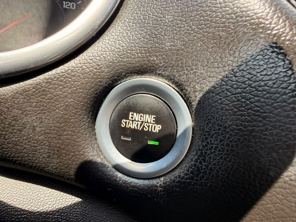 2018 Chevrolet Malibu Image 32