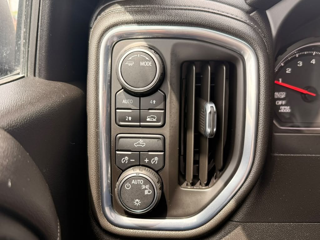 2021 Chevrolet Silverado 1500 Image 32