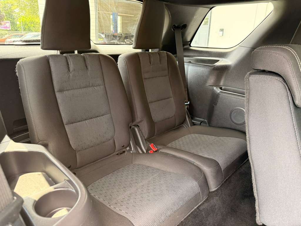 2016 Ford Explorer Image 33