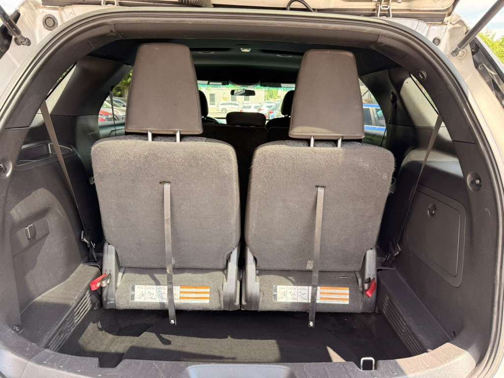 2016 Ford Explorer Image 35