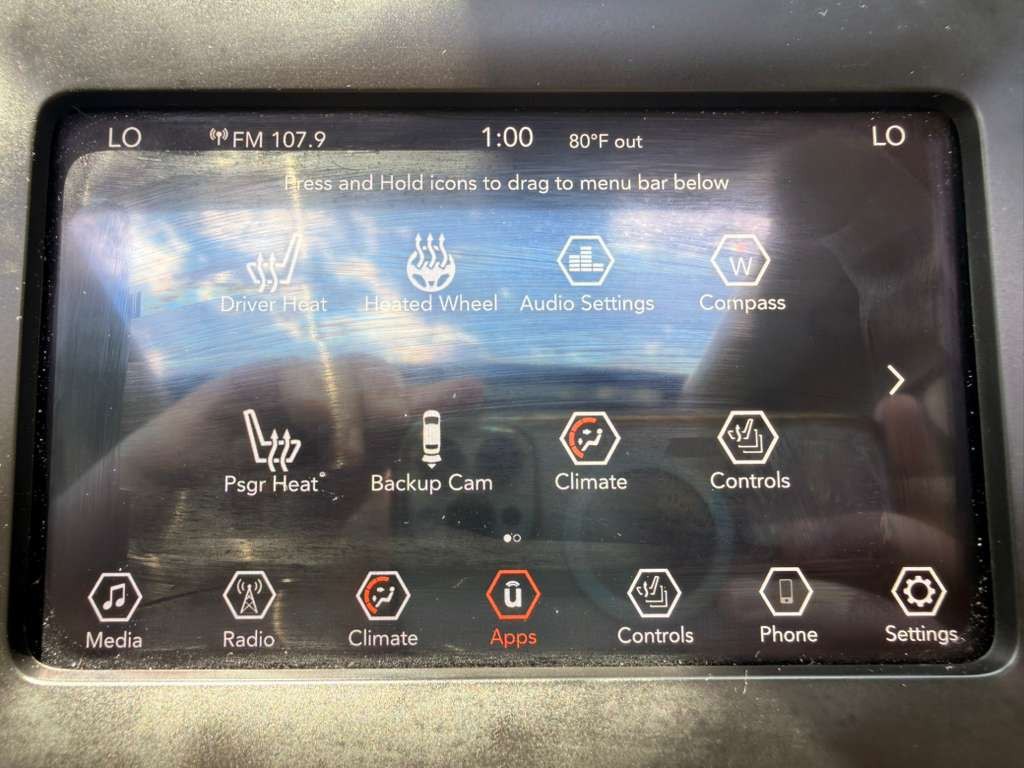 2019 Jeep Cherokee Image 24