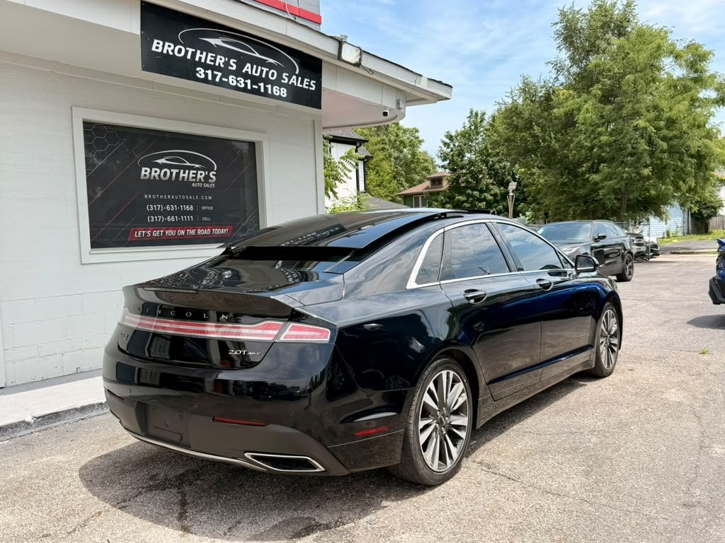 2017 Lincoln MKZ Image 13