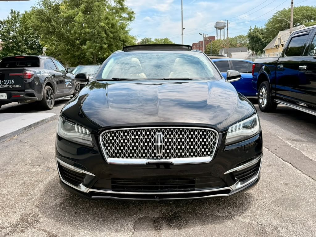 2017 Lincoln MKZ Image 16