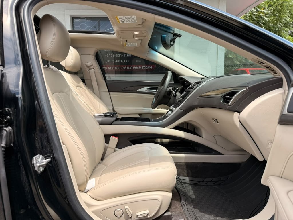 2017 Lincoln MKZ Image 23