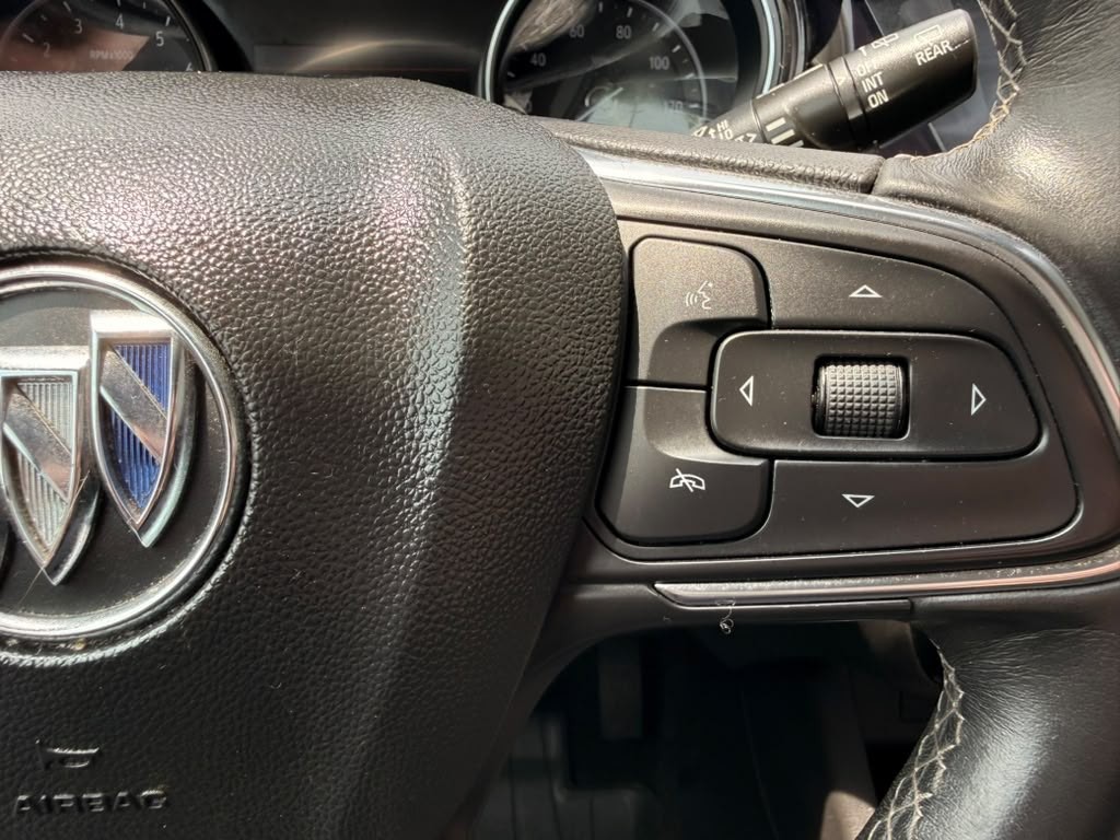 2021 Buick Enclave Image 35