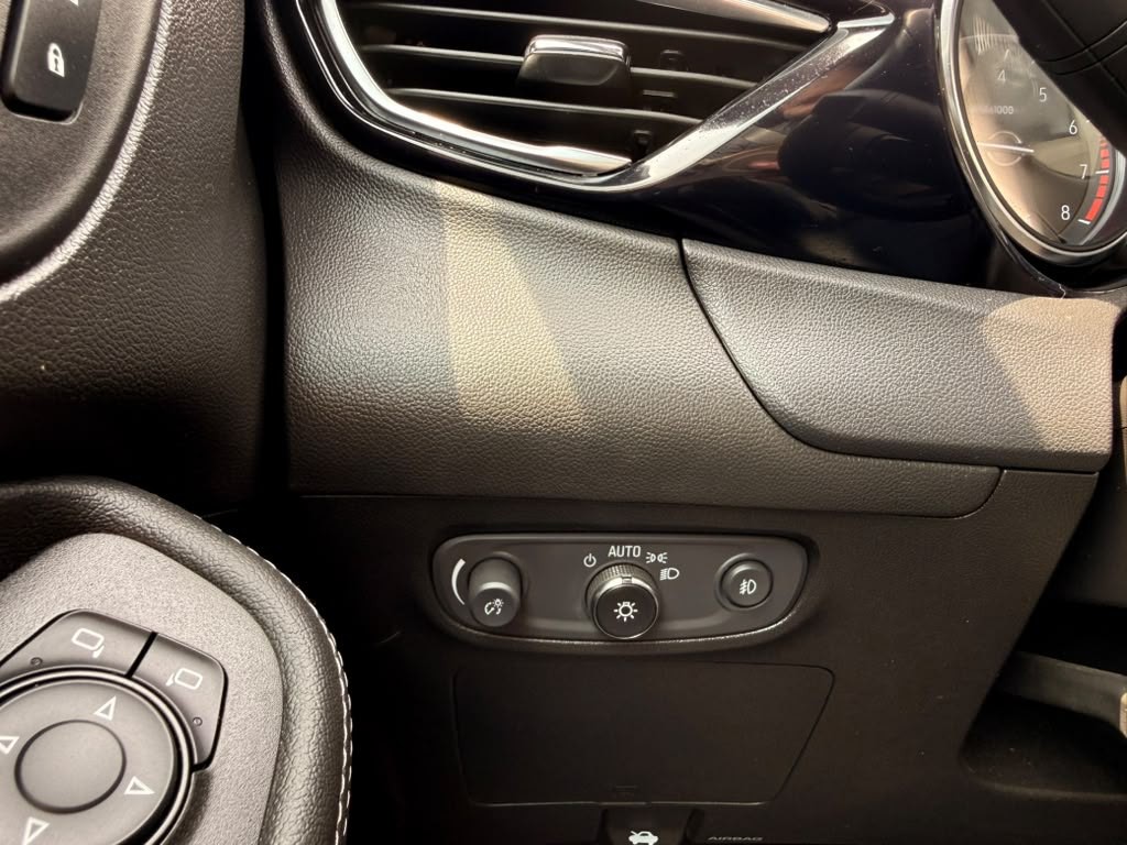 2021 Buick Enclave Image 37