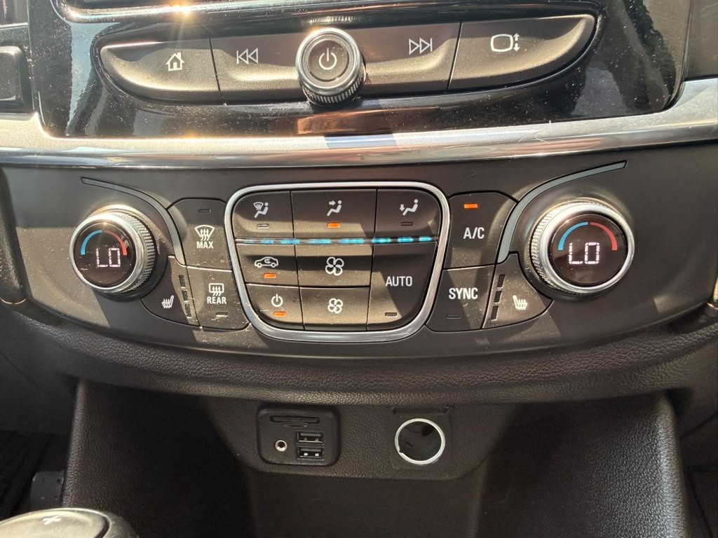 2020 Chevrolet Traverse Image 39