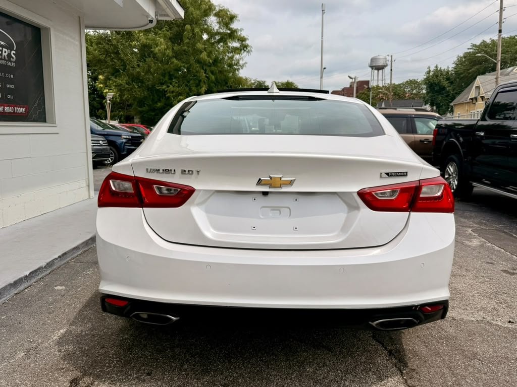 2018 Chevrolet Malibu Image 19