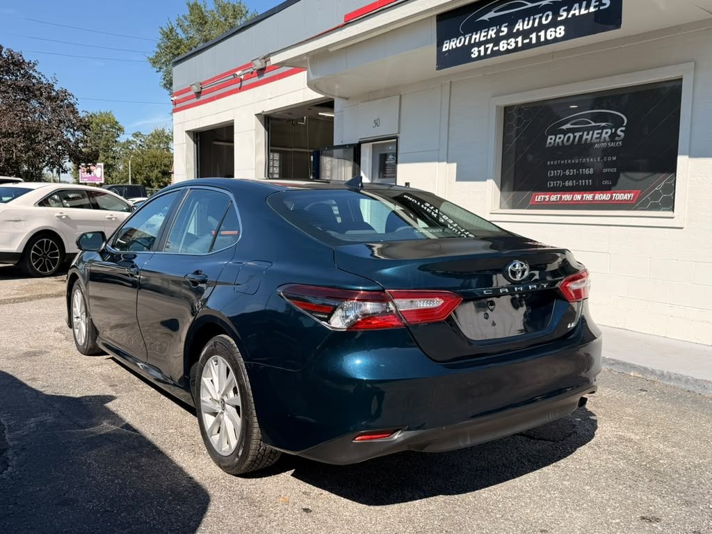 2021 Toyota Camry Image 16