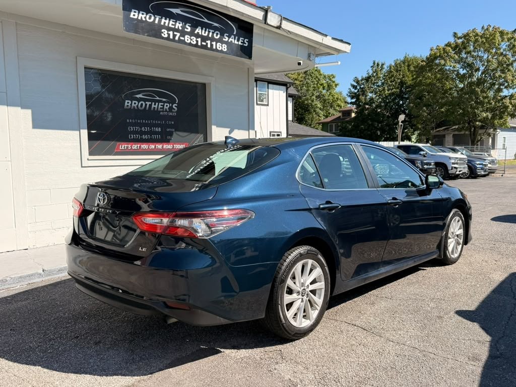 2021 Toyota Camry Image 19