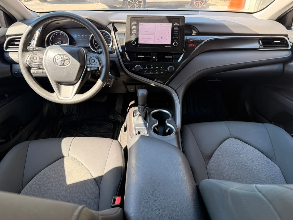 2021 Toyota Camry Image 21