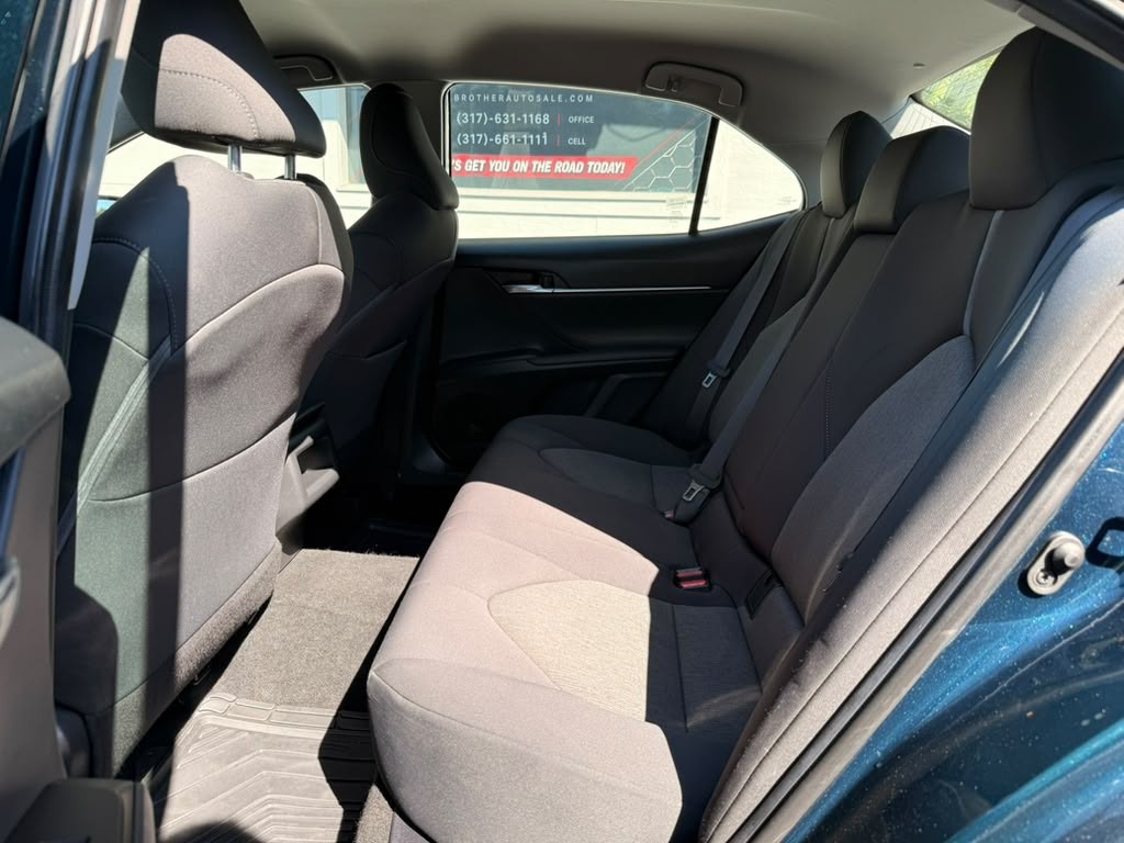 2021 Toyota Camry Image 25