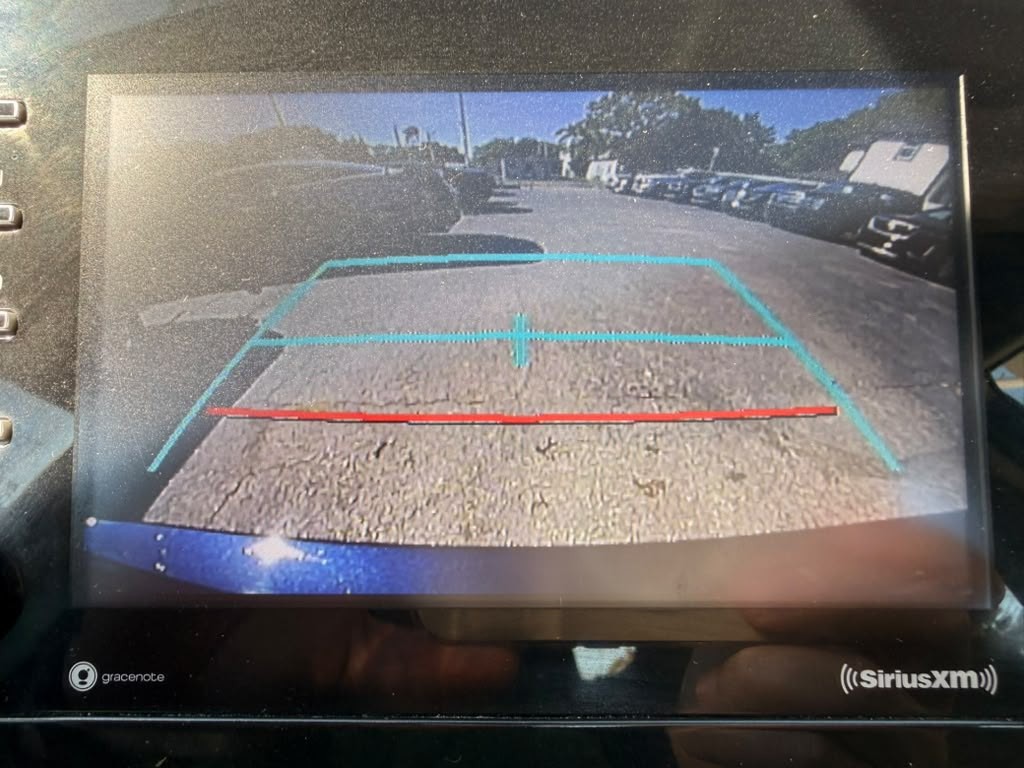 2021 Toyota Camry Image 32