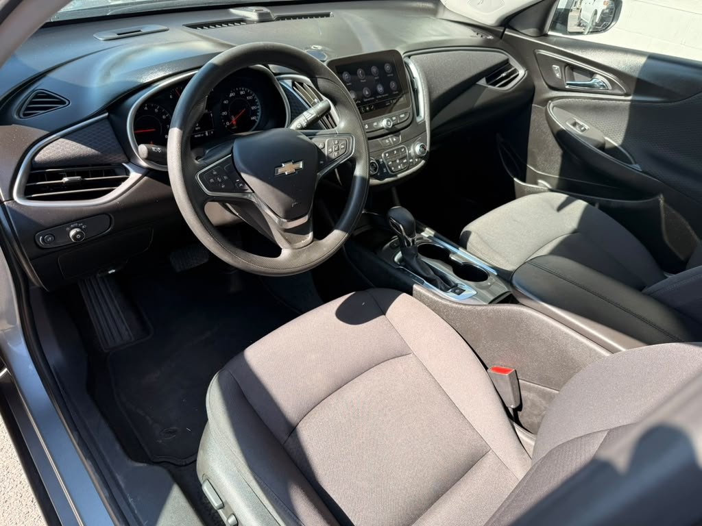 2025 Chevrolet Malibu Image 27