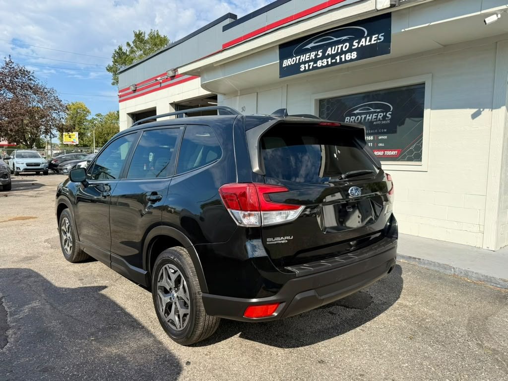 2020 Subaru Forester Image 14