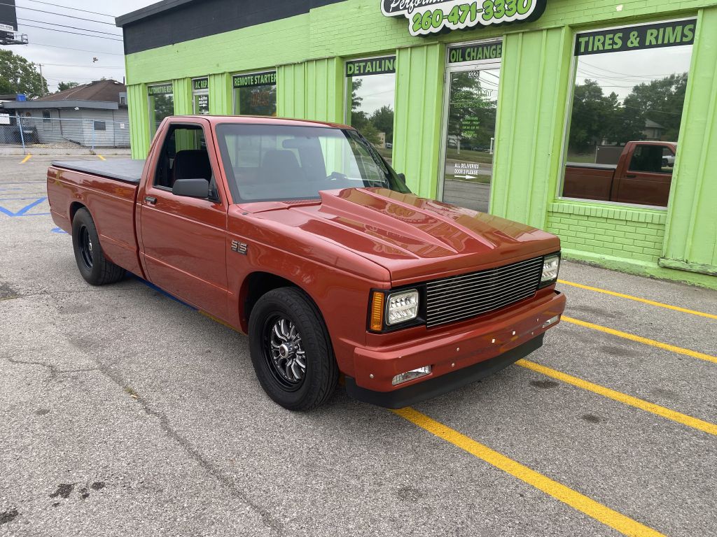 1985 GMC S Truck Image 4