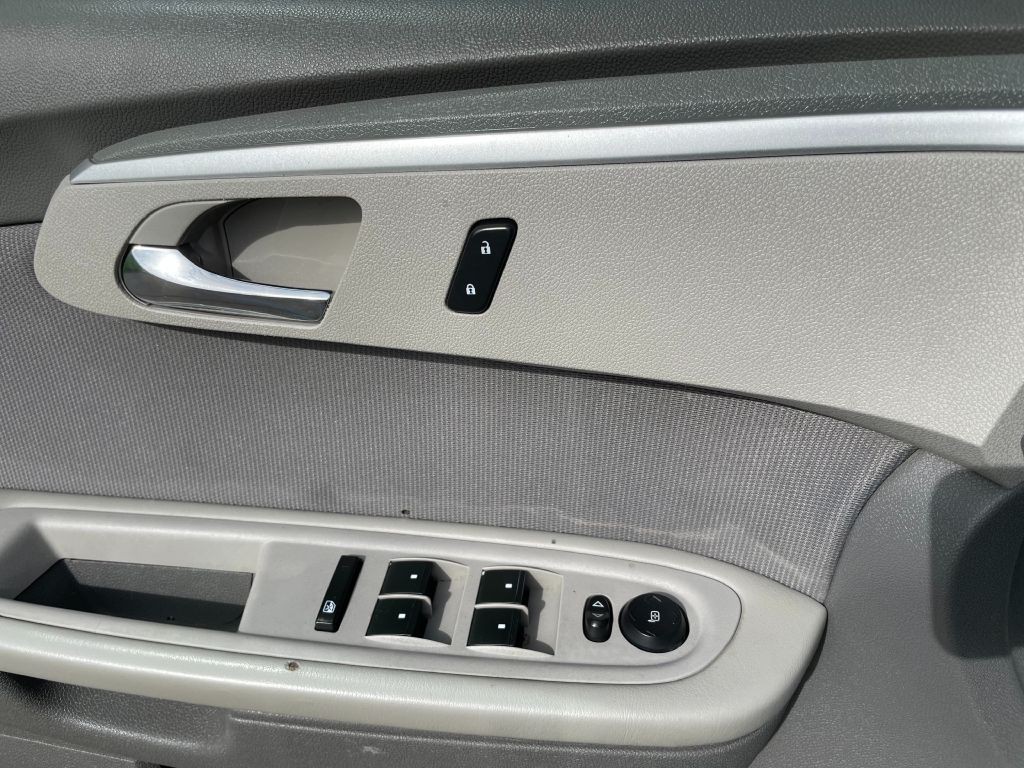 2011 Chevrolet Traverse Image 17