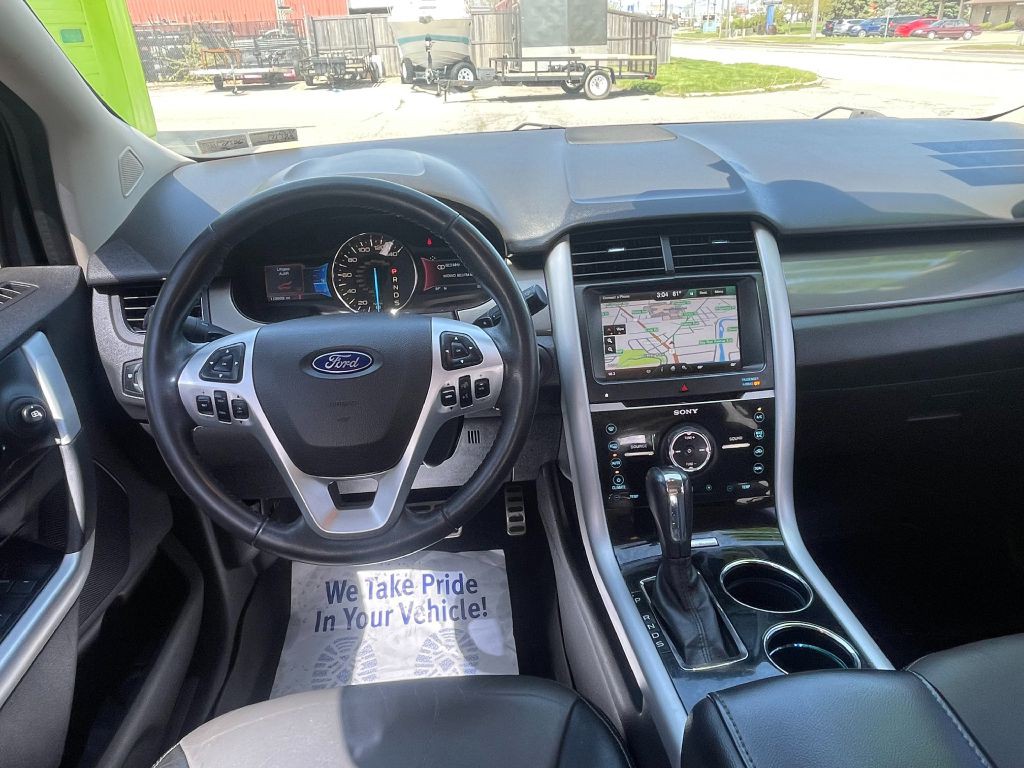 2014 Ford Edge Image 9