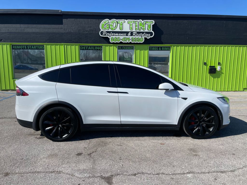 2016 Tesla Model X Image 1