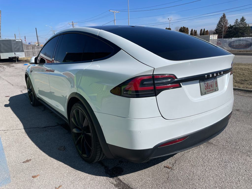 2016 Tesla Model X Image 5